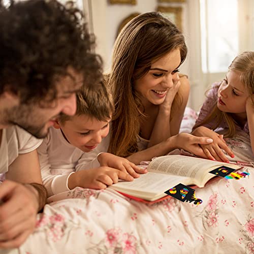 100Pcs Scratch Art Bookmarks Making Kit for Kids, Scratch Paper DIY Animal Bookmarks Bulk with 100 Pcs Ribbons and 100 Pcs Wood Stylus for Classroom Tcvents