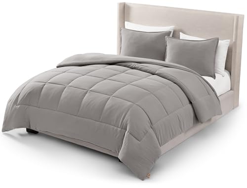 UGG Leonora Comforter Set with 2 Pillow Shams Lightweight Down Alternative Blanket Reversible Cozy Warm All Season Washable and Hypoallergenic Bedding Set, Full/Queen, Light Grey UGG