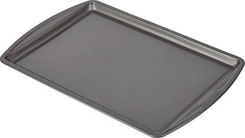 GoodCook Everyday Non-Stick Carbon Steel 9” x 13” Baking Sheet – Carbon Steel Cooking Pans, Bakeware Cookie Sheet for Baking, Oven Pan for Baked Goods & Sheet Pan Dinners GoodCook