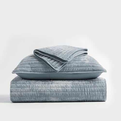 EVERGRACE Velvet Quilt Set King Size, Luxurious Soft Striped Channel Bedding Set, Lightweight Velvet Comforter for All Season, Oversized Bedspread Coverlet with 2 Matching Shams, Blue Linen EVERGRACEHOME