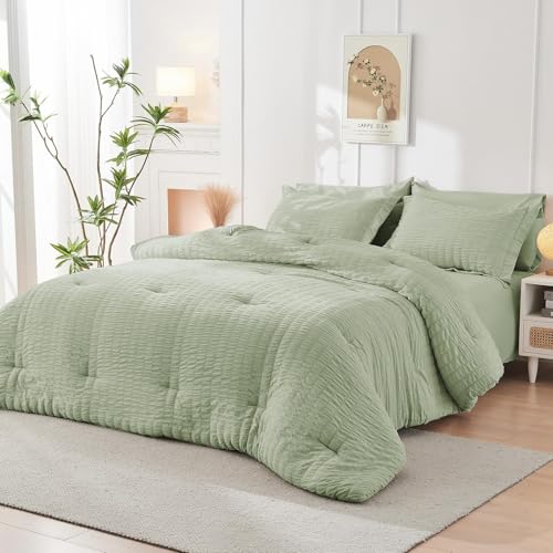 HYMOKEGE Light Green Queen Comforter Set Seersucker 7 Pieces, All Season Luxury Bed in a Bag for Bedroom, Bedding Set with Comforters, Sheets, Pillowcases & Shams HYMOKEGE