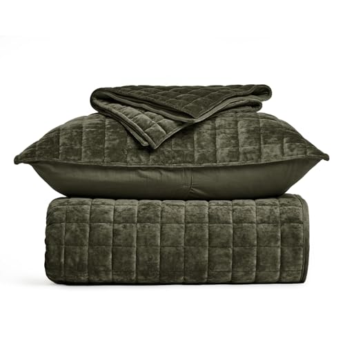 RECYCO Luxury Velvet Quilt Set King Size, Lightweight Velvet Comforter Set, Oversized Bedspread Coverlet Quilted Bedding Set, with 2 Matching Pillow Shams, for All Season, Olive Green RECYCO