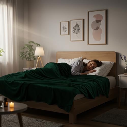 Utopia Bedding Fleece Blanket Queen Size Forest Green 300GSM Luxury Anti-Static Fuzzy Soft Microfiber Bed Blanket (90x90 Inch) Utopia Bedding