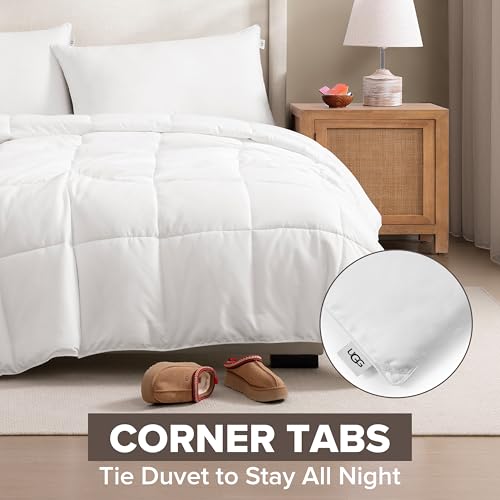 UGG Danielle Full/Queen Comforter Duvet Insert Cooling Lightweight Down Alternative Hypoallergenic Washable Quilted Fluffy Comforter Blanket with Corner Tabs for Duvet Cover, Full/Queen, Bright White UGG