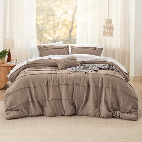 Bedsure Brown King Size Comforter Set - 4 Pieces Pinch Pleat Bed Set, Down Alternative Bedding Sets for All Season, 1 Comforter, 2 Pillowcases, 1 Decorative Pillow Bedsure