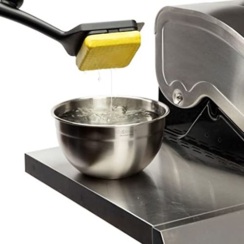 Cuisinart CCB-1000 Grill Renew Steam Cleaner Brush, Safe and Effective Barbecue Cleaning Brush, Replaceable Head, Aramid Fiber Fabric Cuisinart