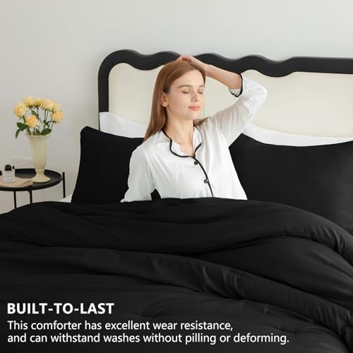 CozyLux Queen Comforter Set Black, 3 Pieces Solid Comforters Queen Size Breathable Quilted Bedding Sets, Luxury Soft Microfiber Down Alternative Comforter for All Season (1 Comforter & 2 Pillowcases) CozyLux