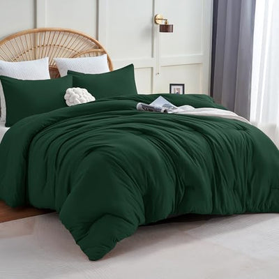 CozyLux Dark Emerald Green Full Size Comforter Set, 3 Pieces Solid Breathable Quilted Bedding Sets, Luxury Fluffy Soft Bed Set with Down Alternative Comforter All Season (1 Comforter & 2 Pillowcases)