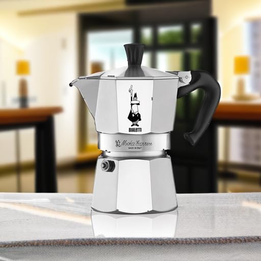 Bialetti - Moka Express: Iconic Stovetop Espresso Maker, Makes Real Italian Coffee, Moka Pot 3 Cups (4.3 Oz - 130 Ml), Aluminium, Silver Bialetti