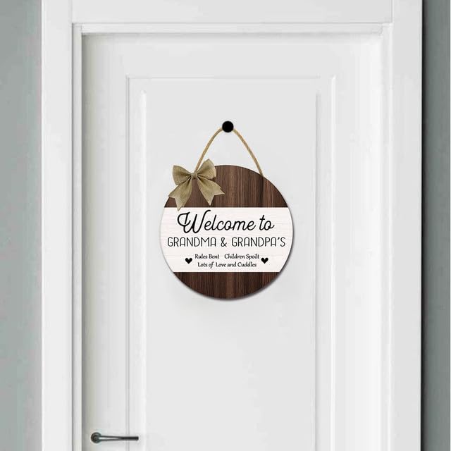 DLONVOH 12IN Grandchildren Are Always Close To The Love Sign For Front Door Porch Rustic Farmhouse Wooden Funny Welcome Sign For Home Wall Decor Gifts For Grandparents Grandma Grandpa Dlonvoh