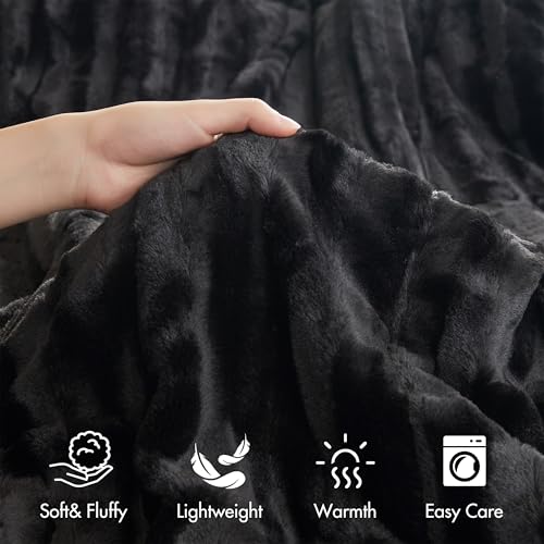 Madison Park Duke Luxe Faux Fur Reversible Comforter Set, Soft Plush Reverse, Modern Down Alternative Filling Cozy Bedding, Box Quilted Warm Cover, Matching Shams, Full/Queen, Black 3 Piece Madison Park