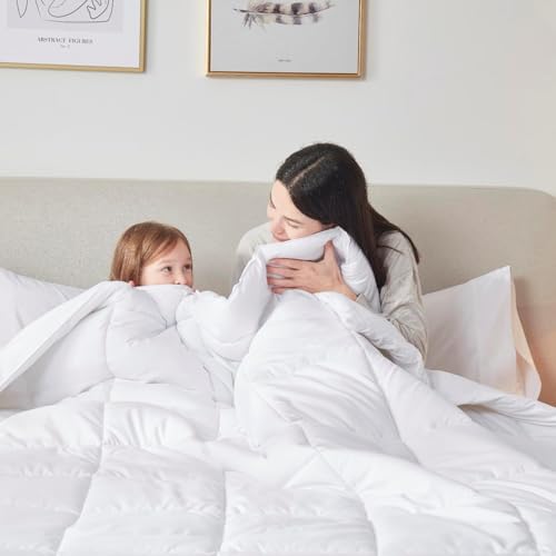 Nestl Comforter Duvet Insert, Quilted Down Alternative Comforter Twin XL Size, All Season White Duvet Inserts, Twin XL Size with Corner Tabs Nestl