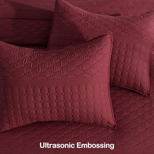 HORIMOTE HOME Burgundy Red Twin Size Quilt Set - Soft Microfiber Bedspread with 1 Sham, Lightweight & All-Season Geometric Coverlet for Cozy Bedding HORIMOTE HOME