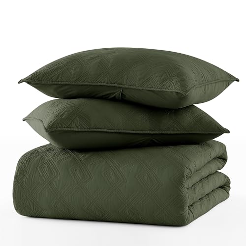 WDCOZY 100% Cotton Queen Size Quilt Set - Olive Green Pre-Washed Soft Lightweight Modern Bedspread, Farmhouse Country Rustic Coverlet, Textured Like Linen, Shabby Chic Gauze Bedding, 3 Pieces WDCOZY