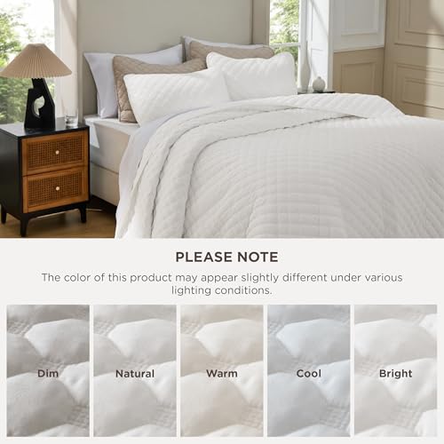 Bedsure Quilts Queen Size - Lightweight Bedspreads Queen Size with Classic Honeycomb Quilting, Soft Quilt Bedding Set, White Comforter Set Coverlet for All Seasons with 2 Pillow Shams (90" x 96") Bedsure