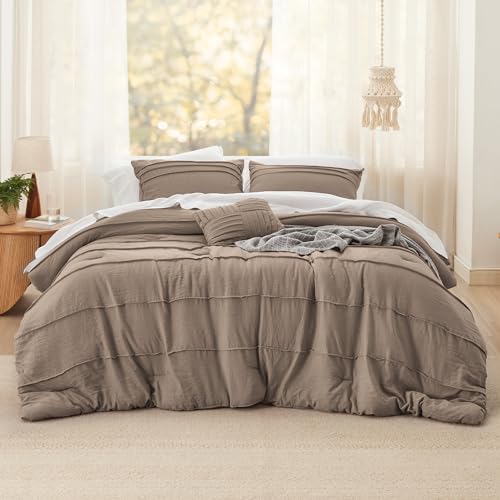 Bedsure Twin Comforter Set - 3 Pieces Pinch Pleat Bed Set, Brown Boho Bedding for All Season, 1 Soft Comforter, 1 Pillowcase, 1 Decorative Pillow Bedsure