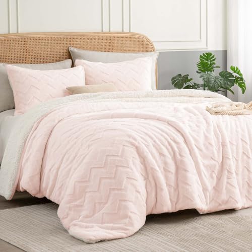 BEDELITE Fluffy King Size Comforter Set - Super Soft Sherpa Pink Comforter for King Size Bed, Luxury Warm Bedding Set for Winter, Fuzzy Bed Set 3 Pieces (1 Comforter, 2 Pillowcases) BEDELITE