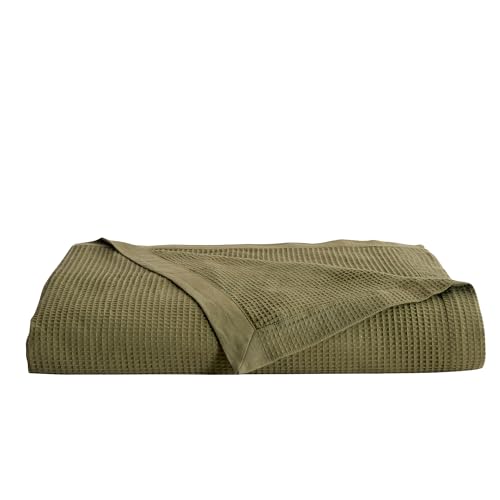 Great Bay Home 100% Cotton Blanket for Full/Queen Size Bed | Lightweight and Breathable Waffle Weave Blankets for Summer & Spring | Versatile, Layering Dark Green Bed Blanket, Olive, 90x90 inches Great Bay Home