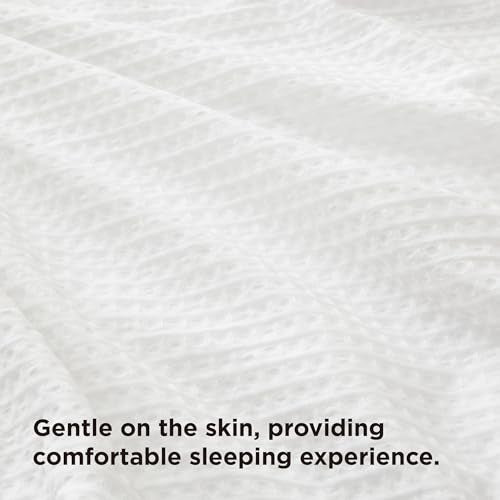 Bedsure Luxury Waffle Duvet Cover Queen Size - Textured Duvet Cover Set, Soft, Breathable Bedding Set (90"x90") with 2 Pillow Shams for All Season, Pure White, Comforter Not Included Bedsure