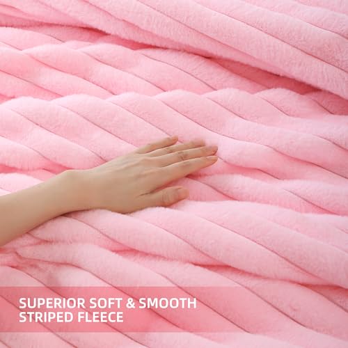 Smoofy Fluffy Queen Comforter Set 3 Pieces - Pink Fleece Fluffy Comforter Set, Luxury Fuzzy Queen Bedding Set, Soft Warm Bed Set All Season, Heavy Faux Fur Comforter with 2 Pillow Cases Smoofy
