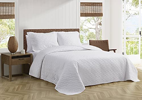 Tommy Bahama - King Quilt Set, Soft Bedding with Matching Shams, Cozy Bedspread, Bedding Set for All Seasons (Chevron White, King) Tommy Bahama