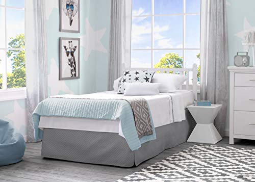 Delta Children Emery Mini Convertible Baby Crib with 2.75-inch Mattress, Bianca White Delta Children