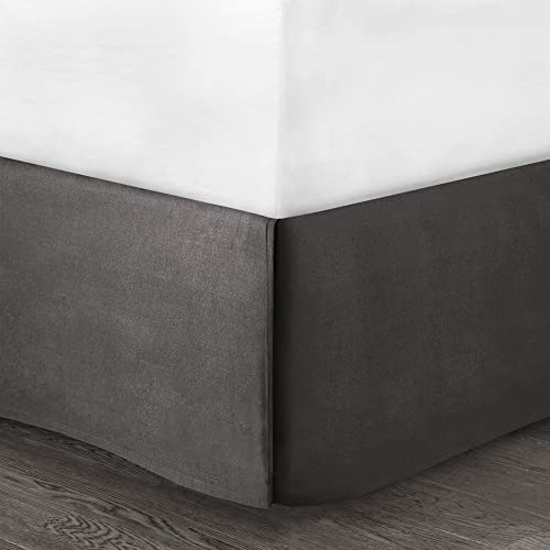 Woolrich Rustic Lodge Cabin Comforter Set - All Season Down Alternative Warm Bedding Layer and Matching Shams, Oversized Queen, Bitter Creek, Grey/Brown