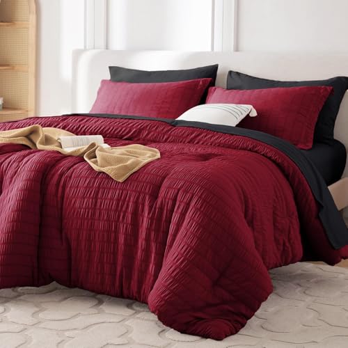 MUXHOMO 7 Pieces Queen Comforter Set, Seersucker Bed in a Bag Queen Size, All Season Luxury Bedding Set with Comforter, Flat Sheet, Fitted Sheet, Pillowcases & Shams, Red & Black MUXHOMO