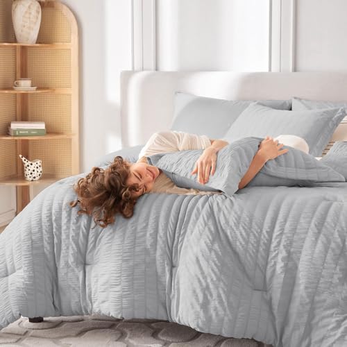 MUXHOMO 7 Pieces Queen Comforter Set, Seersucker Bed in a Bag Queen Size, All Season Luxury Bedding Set with Comforter, Flat Sheet, Fitted Sheet, Pillowcases & Shams, Light Grey MUXHOMO