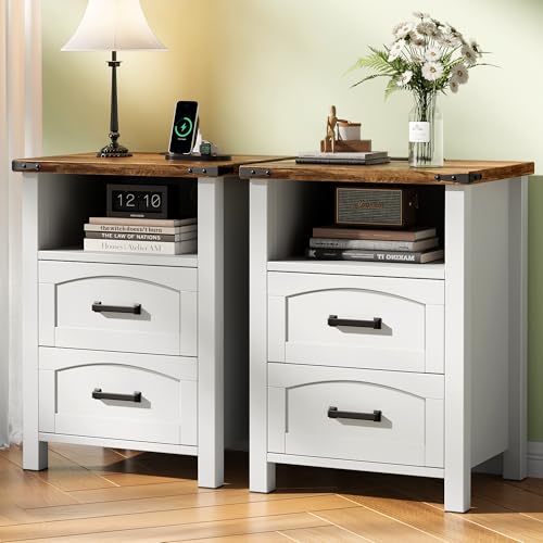 Decofy Farmhouse Nightstand Set of 2 with Charging Station, 18'' Wide Rustic End Table with USB/Type-C Ports, 2 Drawers & Open Shelf, Wood Bedside Table for Bedroom, White Decofy