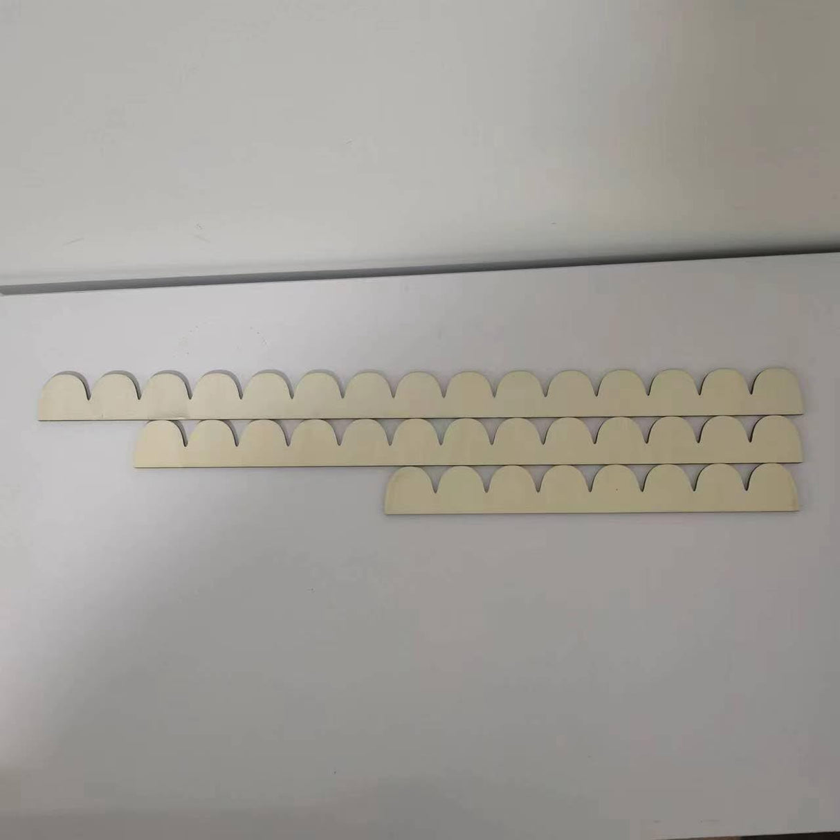 6Pack of 24 Inch Unfinished Wooden Scalloped Moulding Trim (6, 24 Inch) MaSiledy