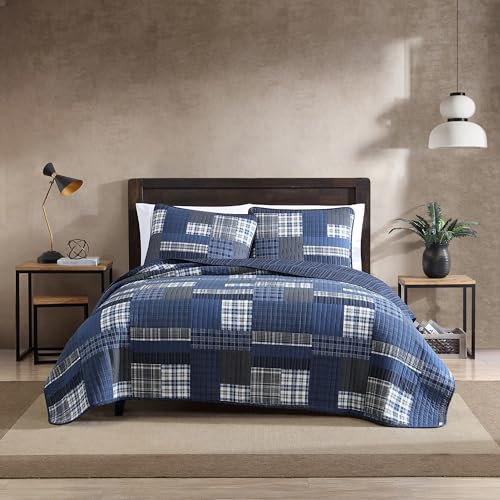 Eddie Bauer - Queen Quilt Set, Reversible Cotton Bedding with Matching Shams, Lightweight Home Decor for All Seasons (Eastmont Navy, Queen) Eddie Bauer