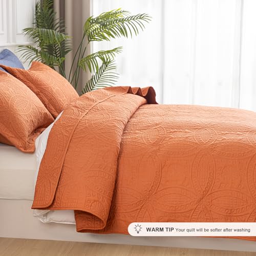 SheRest Full Quilt Bedding Set - Soft Breathable Bed Quilts, Modern Style Embossed Bedspreads, Lightweight Microfiber Coverlet for All Seasons, Burnt Orange, 3 Pieces (1 Quilt,2 Pillow Shams) SheRest