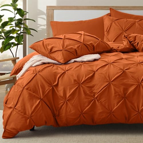 VACVELT 5 Piece Pinch Pleated Duvet Cover Full/Queen Size Set, Burnt Orange Pintuck Duvet Cover with Zipper & 8 Ties, Shabby Chic Microfiber Duvet Cover + 2 Pillow Shams + 2 Pillowcases, No Comforter VACVELT