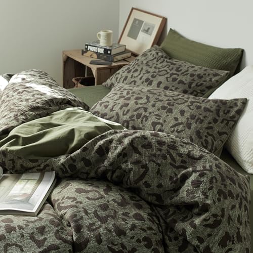 mixinni Leopard Duvet Cover King Size, Premium Yarn-Dyed Jacquard Cotton Duvet Cover with Green Leopard Print, Farmhouse Bedding Set with 2 Pillowcases Perfect for Him and Her-(King Size, Green) mixinni