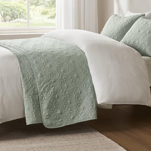 Madison Park Quebec Quilt Set - Luxurious Damask Stitching Design, Cotton Filled Lightweight Coverlet Bedspread Bedding, Shams, Full/Queen(90"x90"), Seafoam 3 Piece Madison Park