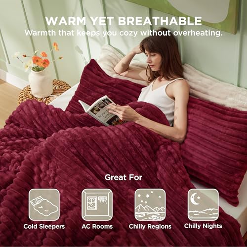 Bedsure Comforter Set Queen Size - GentleSoft™ 3 Pieces Double-Side Fleece Fluffy Dark Red Comforter Set, Cozy Striped Room Decor Aesthetic, Luxury Bedding Queen Size, 2 Pillowcases, 90x90 Inches Bedsure
