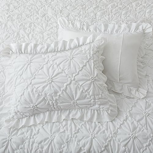 BEDAZZLED King Size Comforter Sets, White Bedding Comforter Set, 3 Pieces Pinch Pleat Bedding Sets with Comforter and Pillowcases Soft Farmhouse Shabby Chic Comforter for All Season BEDAZZLED
