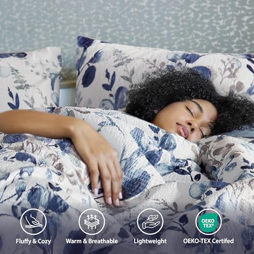 Regency Heights Lightweight Seersucker Botanical Queen Size Comforter Set, 3 Pieces Reversible Design Bed Comforter, Premium Microfiber Bedding Set, Comforter and Shams Set, Blue Regency Heights