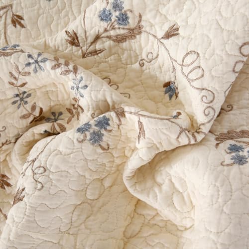 Quilt Set Blue Floral 3D Embroidery Pattern 3 PCS 100% Cotton Reversible Quilted Embroidered Decorative Bedspreads Coverlet Set, Lightweight &Soft Queen Size White Bedding Coverlet for All Season ROOMLIFE