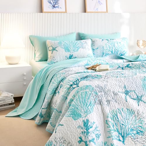 Wake In Cloud - Coastal Quilt Set, Nautical Ocean Beach Themed Tropical Summer Patterned, Reversible Lightweight Bedspread Coverlet, 3 Pieces, Aqua Turquoise, Twin/Twin XL Size Wake In Cloud