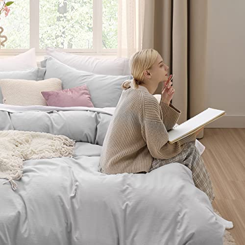 Bedsure Light Grey Duvet Cover Queen Size - 3 Pieces Prewashed Cotton-Like Extra Soft Bedding Set, Includes 1 Duvet Cover 90x90 Inches with Zipper Closure & 2 Pillow Shams, Comforter Not Included Bedsure
