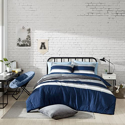 Nautica - Queen Comforter Set, Soft & Reversible Bedding for Year Round Comfort, 3 Piece Bed Set with Matching Pillowcases (Heathered Block Grey)