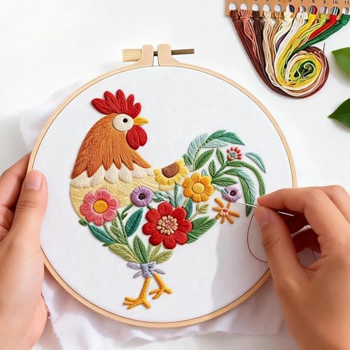 Herdiese Beginner Embroidery Kit for Adults – Rooster & Flower Pattern with Hoop, Cotton Threads, Needles, Scissors & Video Tutorials – Complete Craft Set for Beginners, Creative Gift Idea
