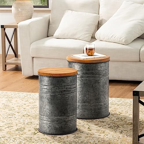 Glitzhome Rustic End Table Set of 2, Farmhouse Galvanized Metal Barrel Ottoman Storage Stool with Round Wood Lid for Living Room Furniture, Grey Glitzhome