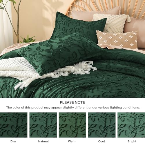Litanika Queen Size Comforter Set Emerald Green, 3 Piece Dark Green Boho Tufted Bedding, Forest Green Fluffy Farmhouse Bed Set for All Season with 2 Leaf Pattern Pillowcases(90x90In)
