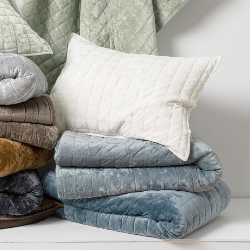 RECYCO Luxury Velvet Quilt Set King Size Bedding Sets, Ultra Soft Velvet Comforter Set, Lightweight Channel Box Stitch Oversized Bedspread Coverlet for All Season, with 2 Shams, Blue Linen RECYCO