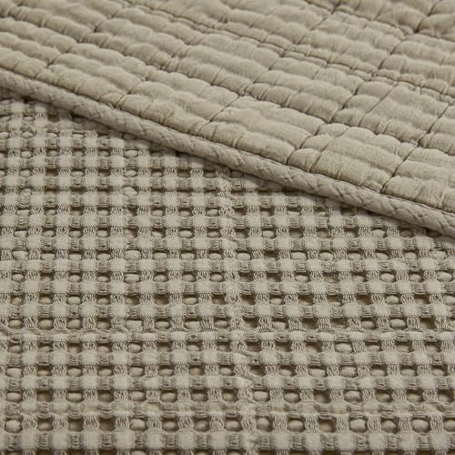 Levtex Home Mills Waffle Full/Queen Quilt Set (88x92in) with 2 Pillow Shams (26x20in) - Taupe - Cotton Waffle Full/Queen Size Quilt Bedding Set - Lightweight, Soft, Pre-Washed Levtex Home