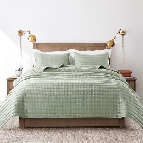 ROARINGWILD Sage Green Twin Size Quilt Bedding Sets with 1 Pillow Sham, Lightweight Soft Bedspread Coverlet, Quilted Blanket Thin Comforter Bed Cover for All Season, 2 Pieces, 68x90 inches ROARINGWILD