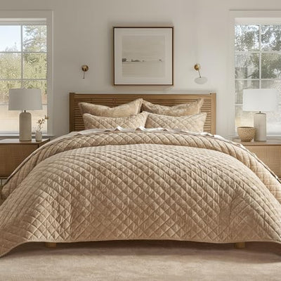 EVERGRACE Luxury Velvet Quilt Set Queen Size, Diamond Quilted Lightweight Velvet Comforter for All Season, Ultra Soft Oversized Bedspread Coverlet Bedding Set with 2 Pillow Shams, Beige Taupe